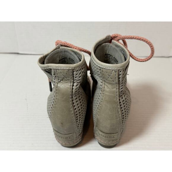Women's Sorel Boots Premium Wedge Booties Grey Perforated Leather Sz 5.5 - Picture 7 of 8